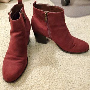 Liz Claiborne Maroon Ankle Boots